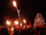 summer_solstice_2004_-_flaming_horns_-_heel_stone_dsc00338ww_481570.jpg